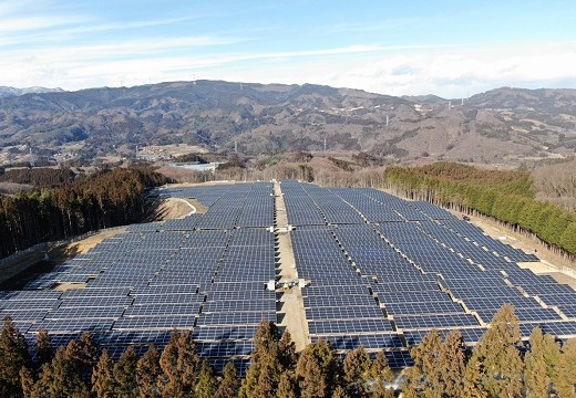 rack solar de montagem no solo no japão 4.4MW

