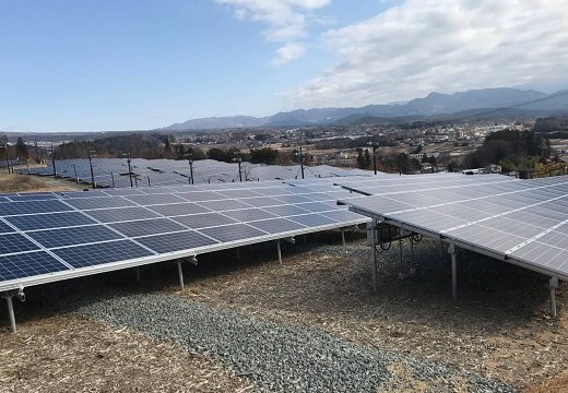 projeto de sistemas de estantes solares de montagem no solo 1.8MW
